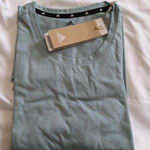 NWT adidas men's T-shirt - Green - Size M,L,2XL